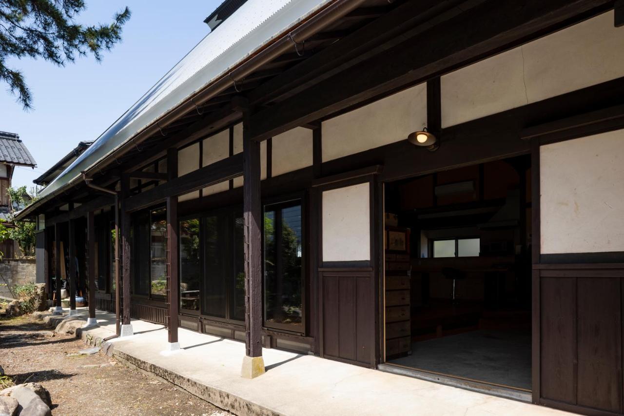 Toki No Yado Villa Nagahama  Exteriör bild
